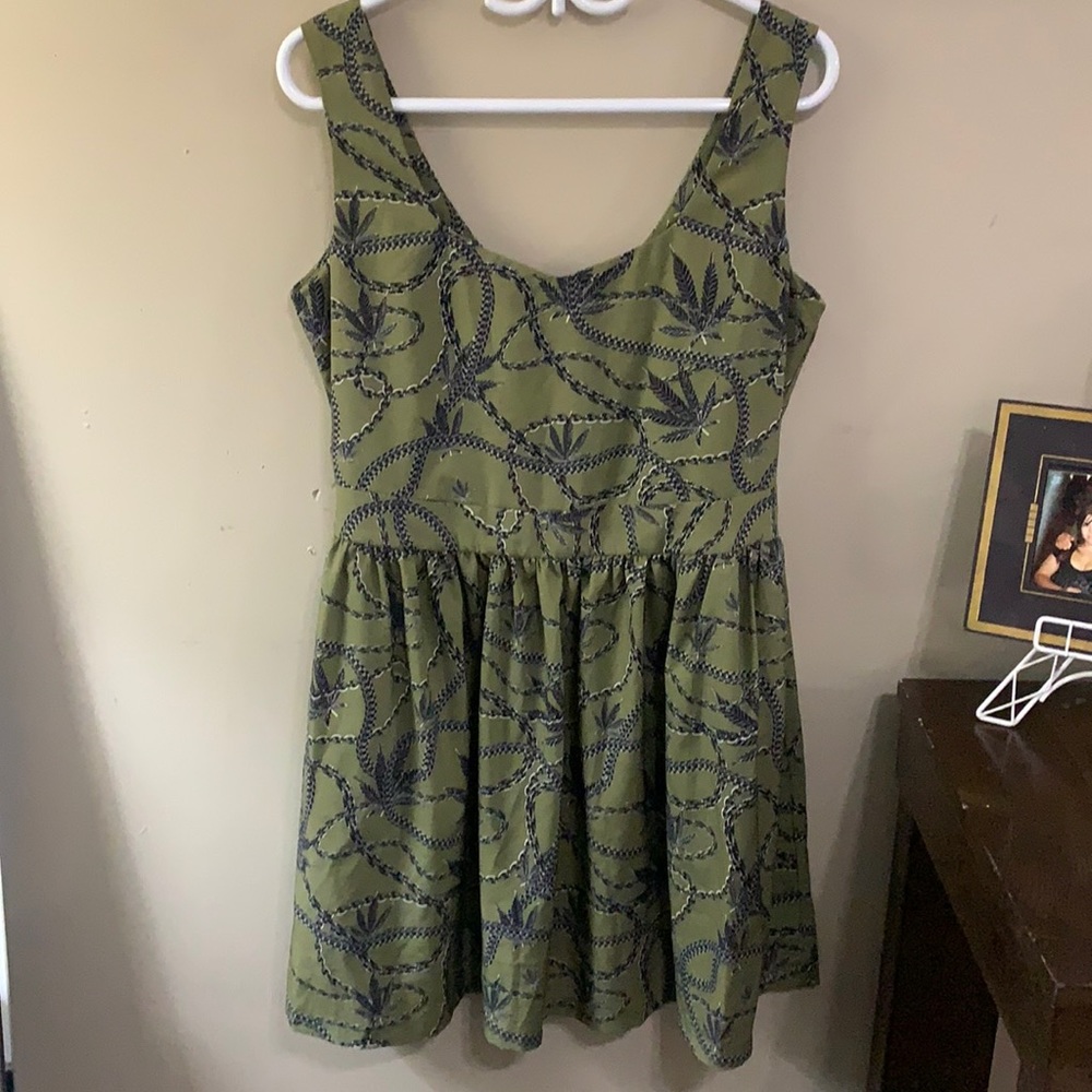Ladies knit skater dress chain leaf crooks and castle